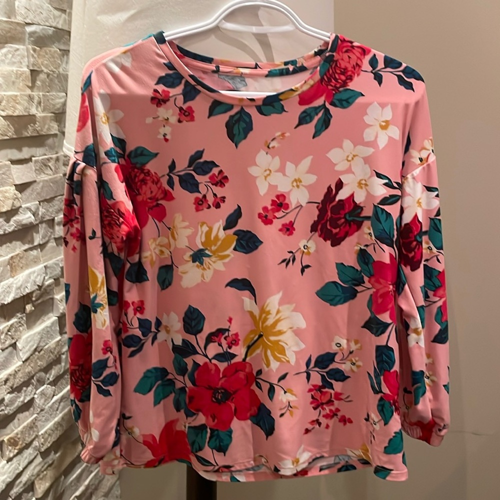 Old Navy Pink Floral top
